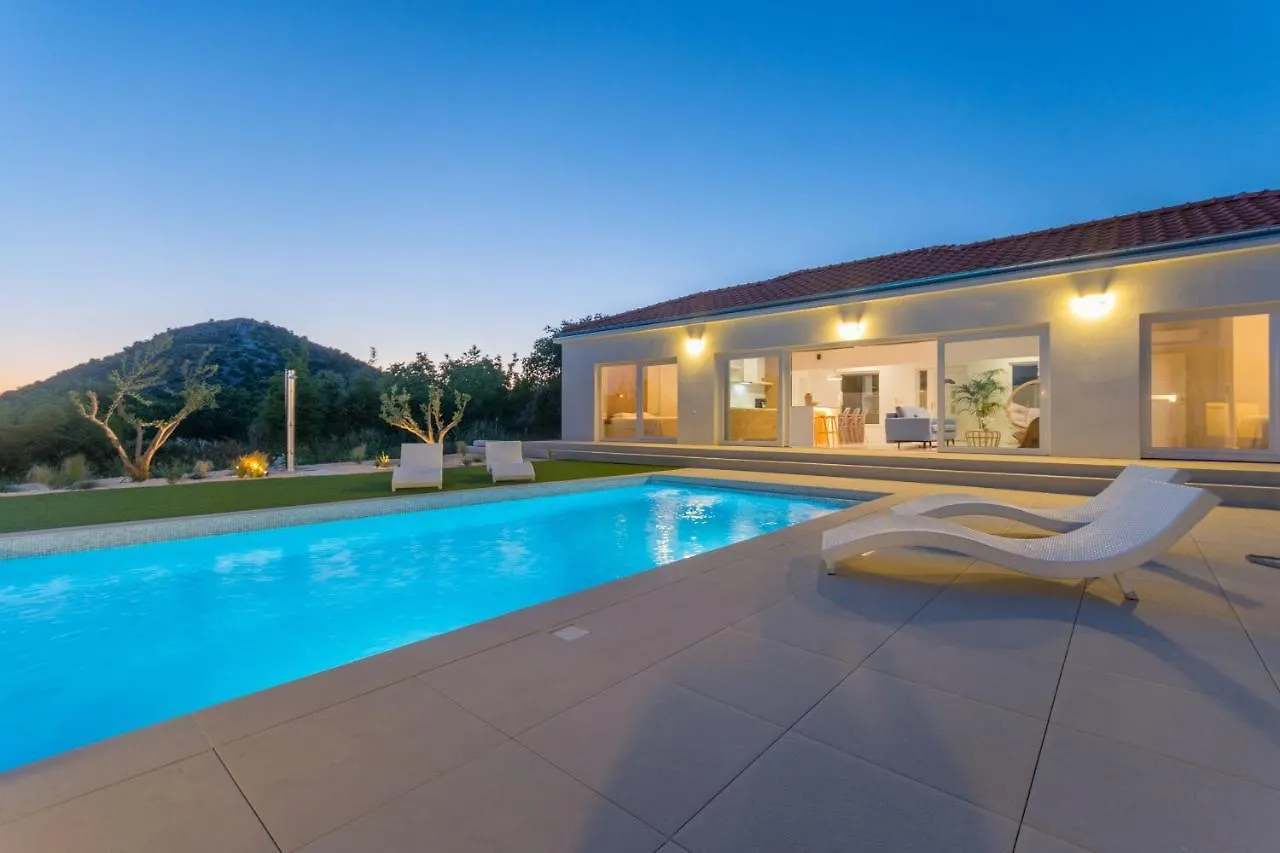Villa Nebesi Zadarvillas Pristeg