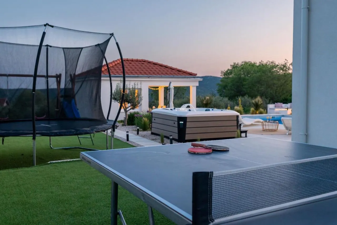 Villa Nebesi Zadarvillas Pristeg